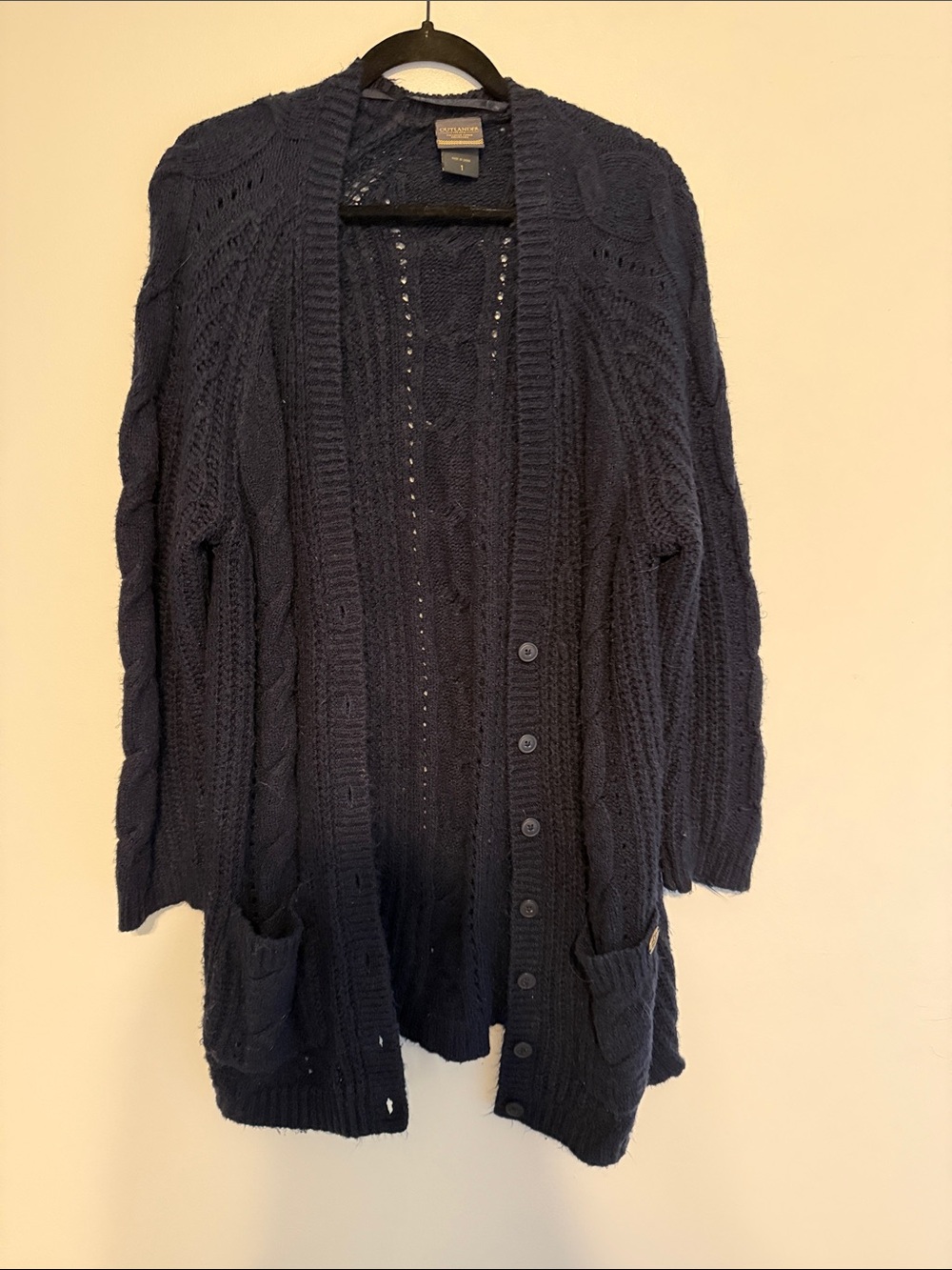 Cozy Cable-Knit Button-Front Cardigan From Outlander The Series - Navy